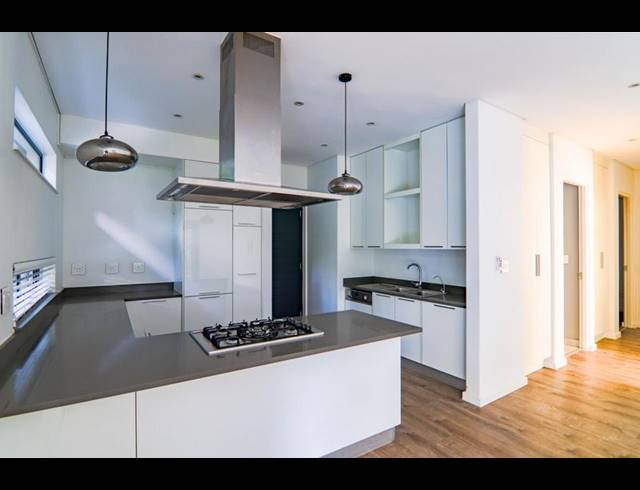 3 BEDROOM APARTMENT FOR SALE IN STEYN CITY